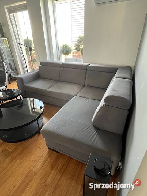 Elegancka sofa wypoczynkowa rozkładana szara Katowice
