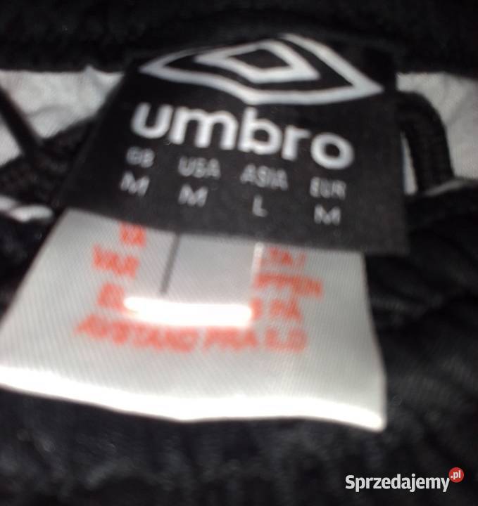 Spodenki Umbro na wf i nie Gawłówka