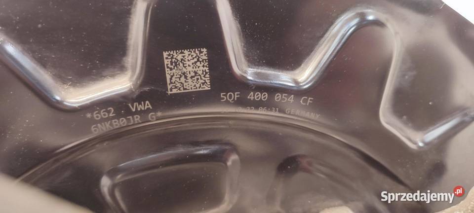 SKODA KAROQ ZWROTNICA PRAWY PRZÓD 15 TSI dolnośląskie