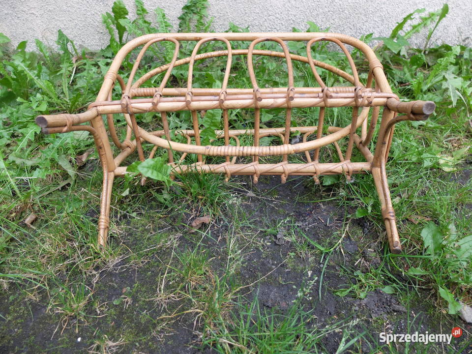 Gazetnik bambusowy 679