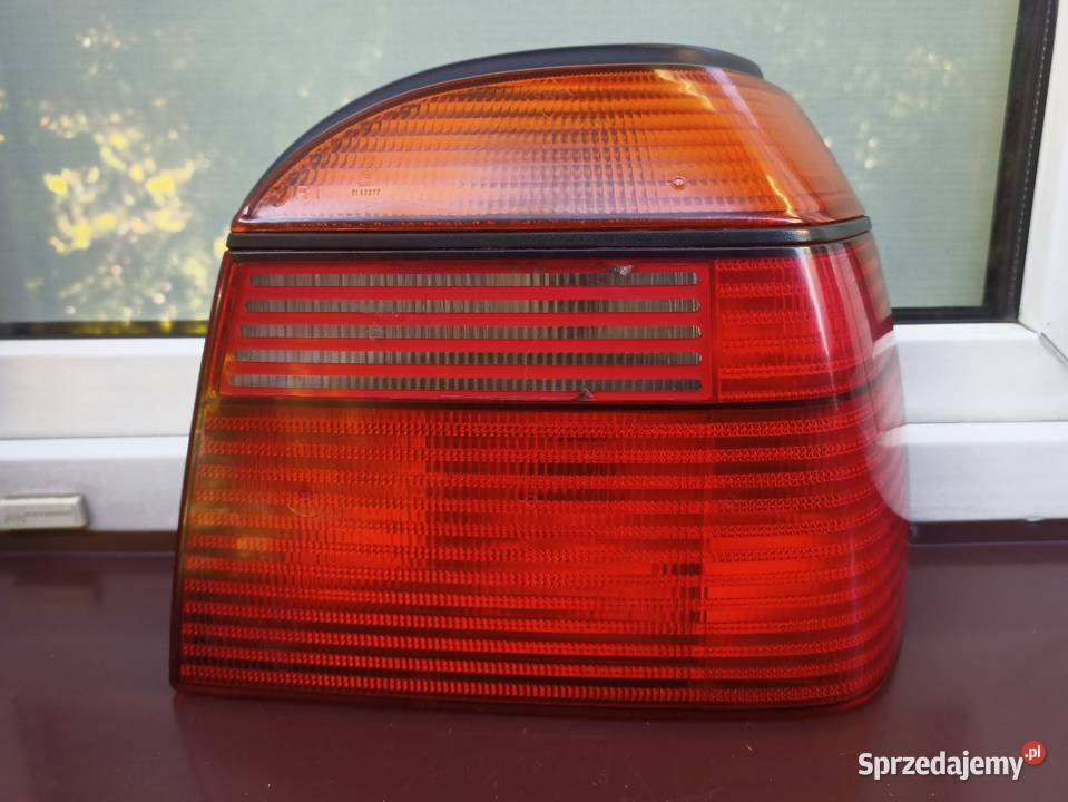 VW Golf MK3 III lampa tył tylna prawa wkład osobowe łódzkie