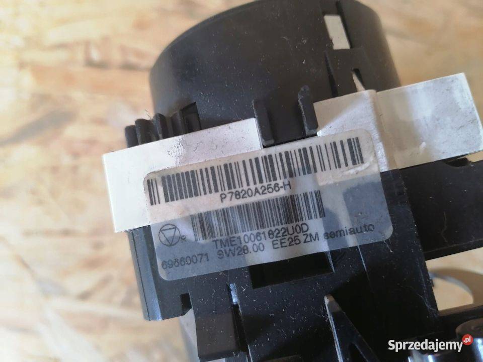 Panel Klimatyzacji Mitsubishi Colt CZ3 0812 osobowe Pleszew