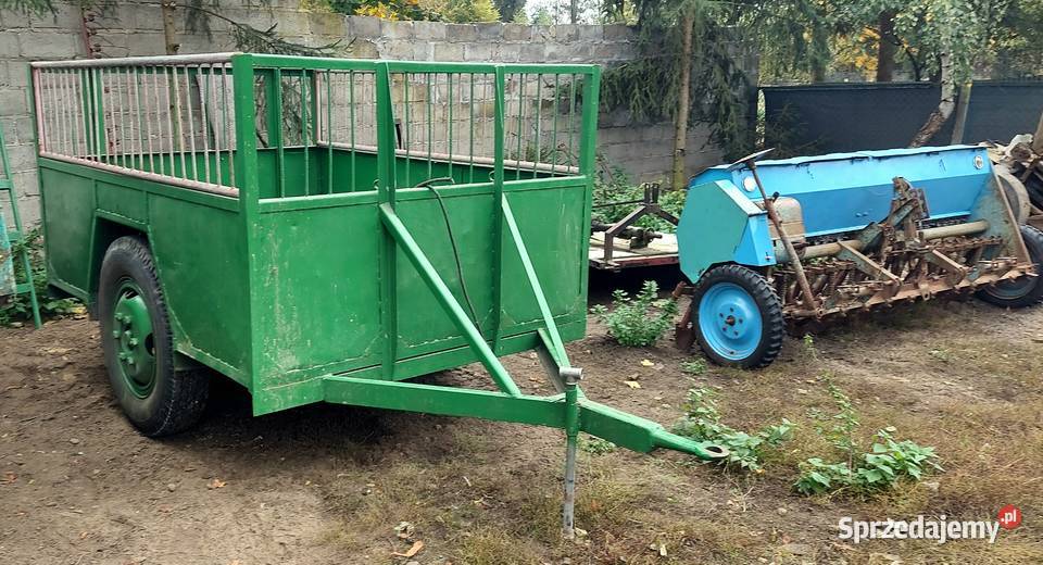 Rozrzutnik jednoosiowy nieuszkodzony