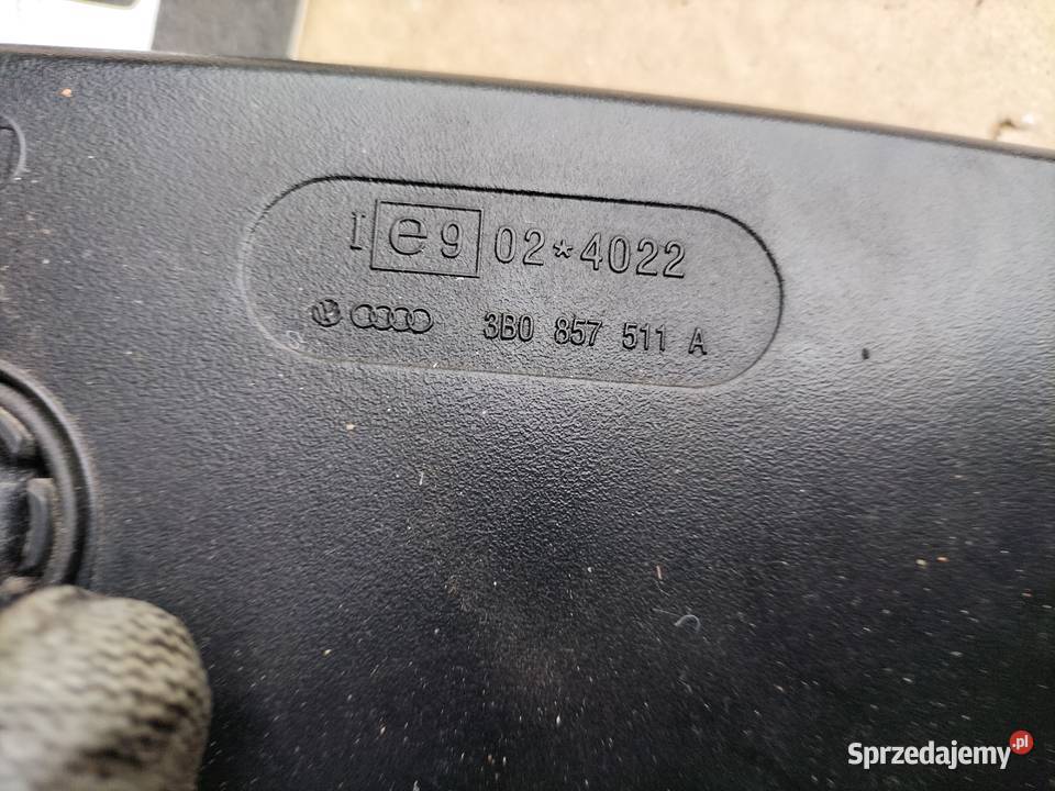 GOLF 4 MK4 3B0857511A LUSTERKO ŚRODKOWE WSTECZNE osobowe Kamień-Kolonia