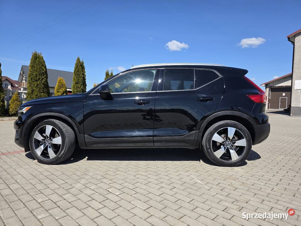 Volvo xc40 2019r 247 T5 AWD Momentum
