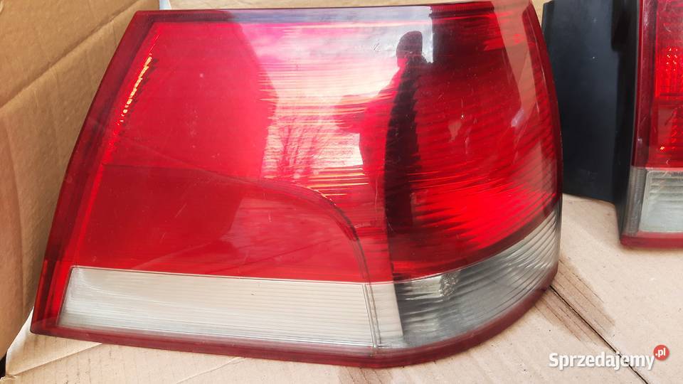 lampa tylna prawa lewa opel vectra c kombi w Dębno sprzedam