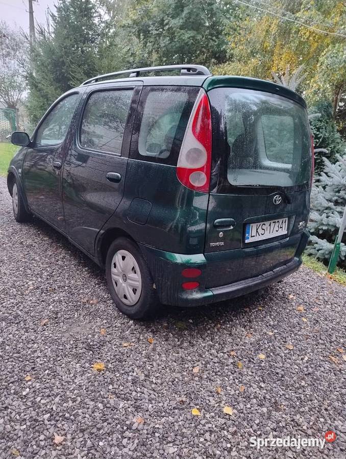 Toyota yaris verso Rok produkcji 2001 sprzedam