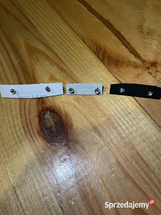 zestaw kolczyków Poznań sprzedam