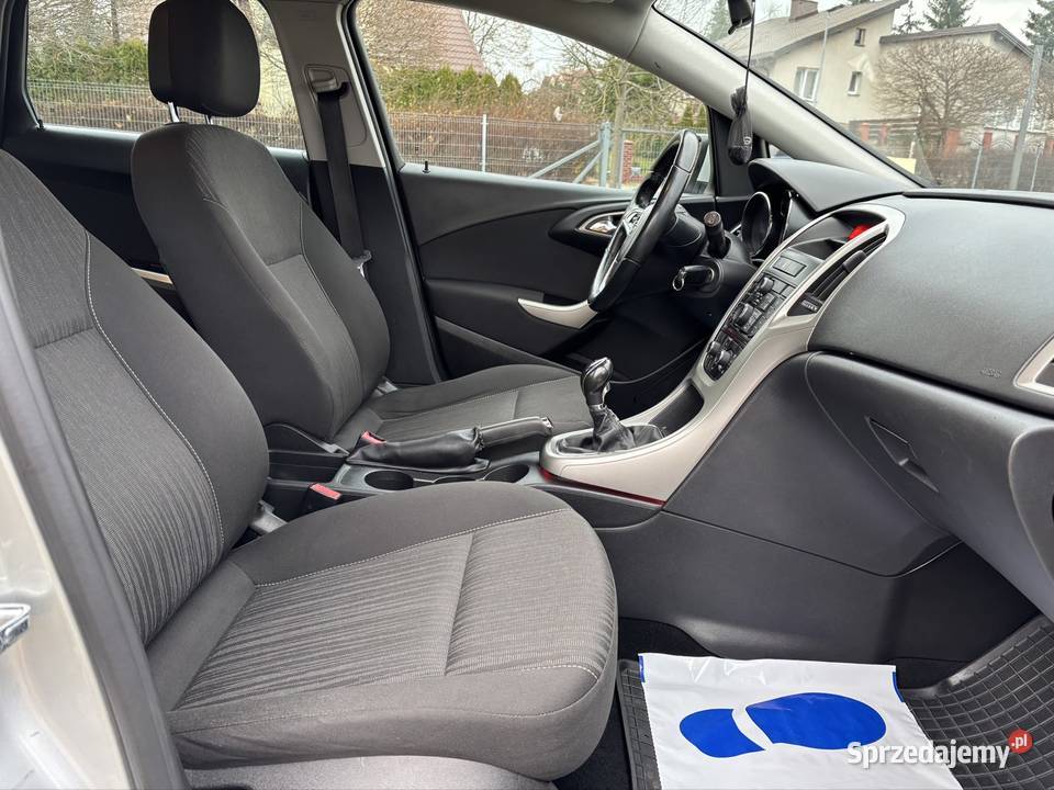 Opel Astra J 14 14 benz 101 Stan Idalny Klima Iława