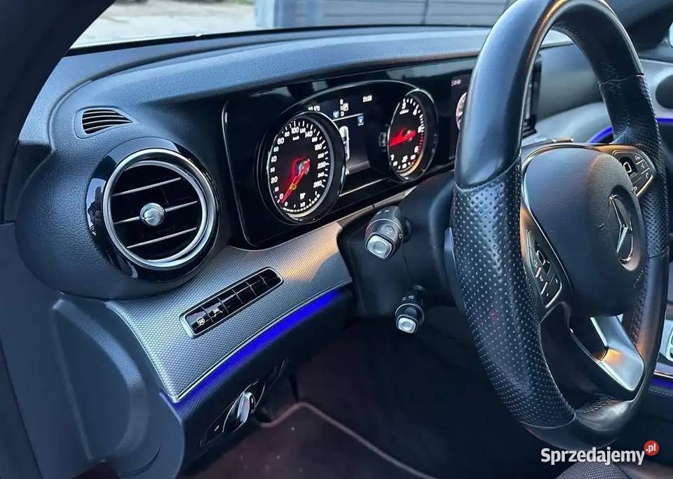 Bezwypadkowa E klasa 20d 4 MATIC niski przebieg Mińsk Mazowiecki sprzedam