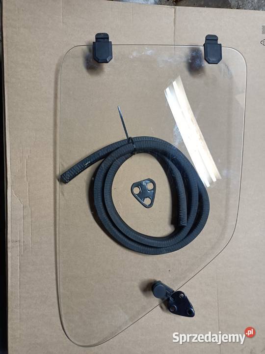 Szyba uchylna lewa fiat 126p łódzkie Zduńska Wola