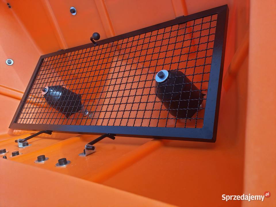 Rozsiewacz dwutalerzowy TORNADO DUO 6001200 Miechów