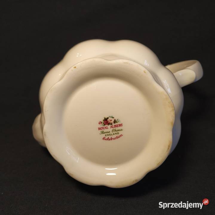 Royal Albert CELEBRATION Dzbanek na gorącą wodę wielkopolskie Piła sprzedam