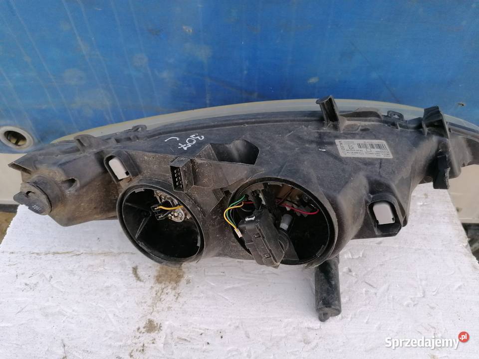 Lampy Przód Komplet Peugeot 307 Pogorzelec