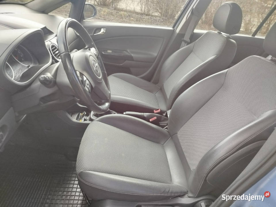 Opel Corsa zarejestrowana 5 drzwi aito z lpq D