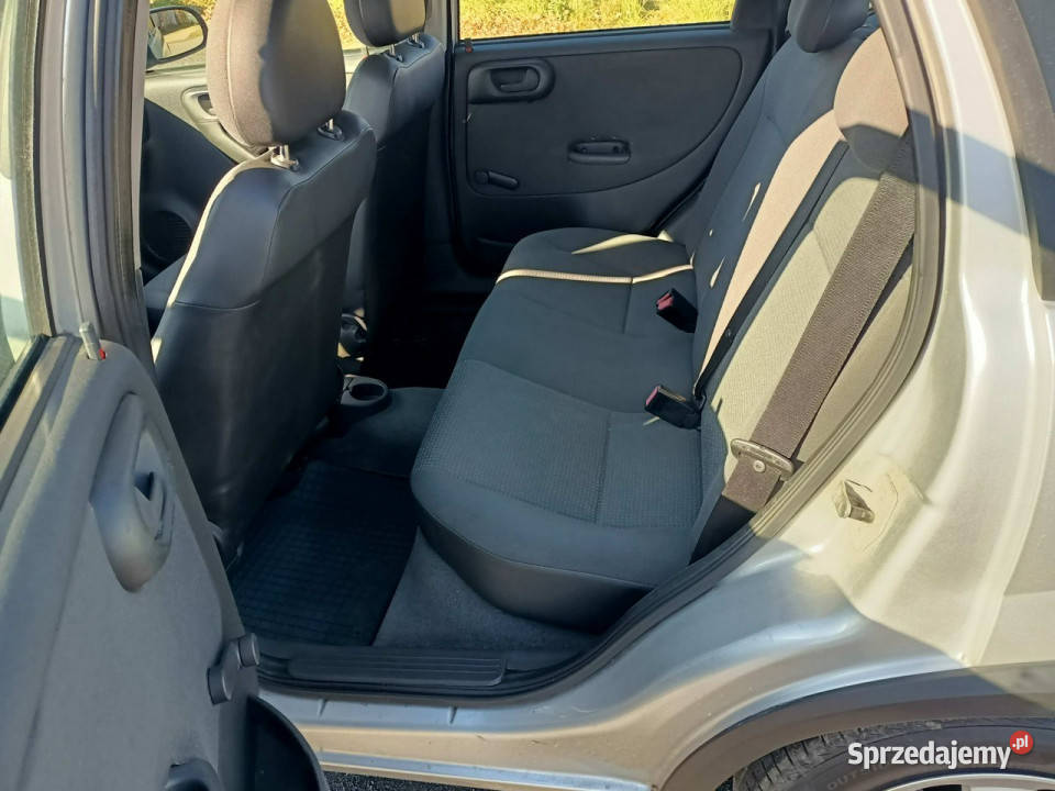 Opel Corsa Opel Corsa 10 02r C 20002006 manualna Tarnów