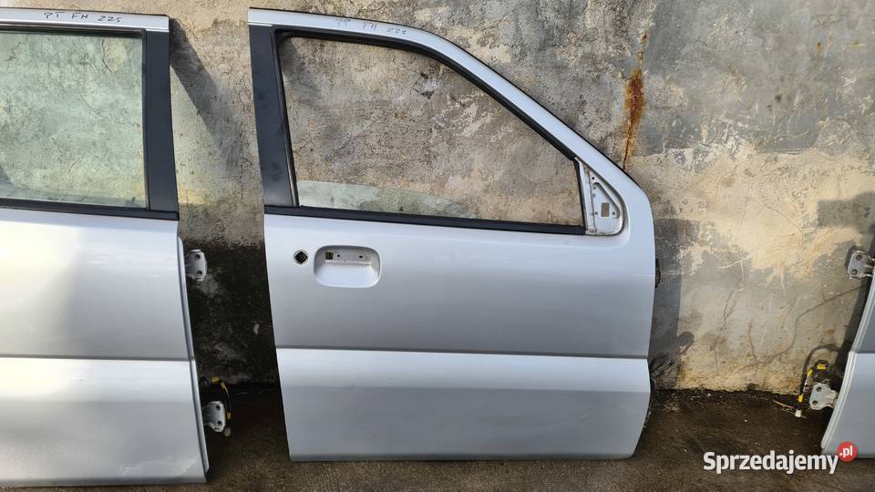 Suzuki Ignis FH 0003 Drzwi PRAWE Przód Tył dolnośląskie Legnica