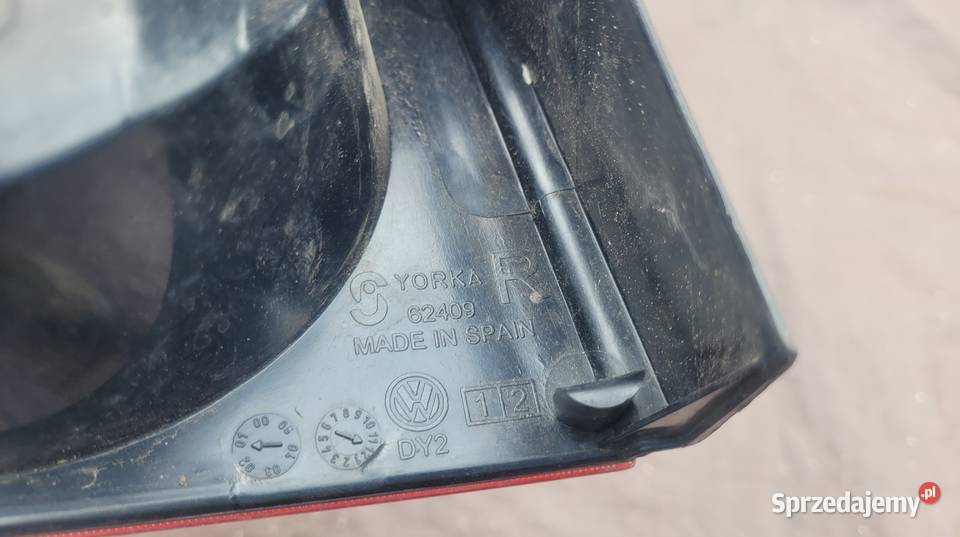 VW POLO IV 9N HB LAMPA PRAWA TYLNA PRAWY TYŁ