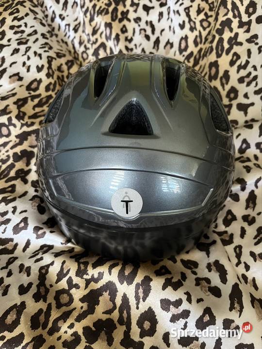 Kask rowerowy 5661 Nisko