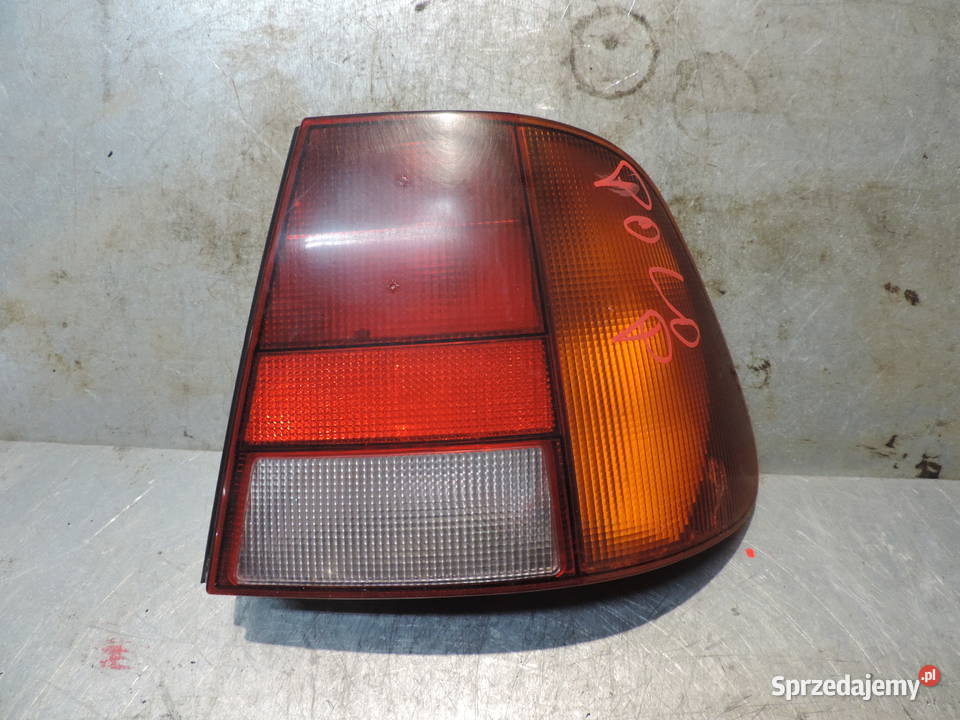 LAMPA TYLNA PRAWA VW POLO III CLASSIC sprzedam
