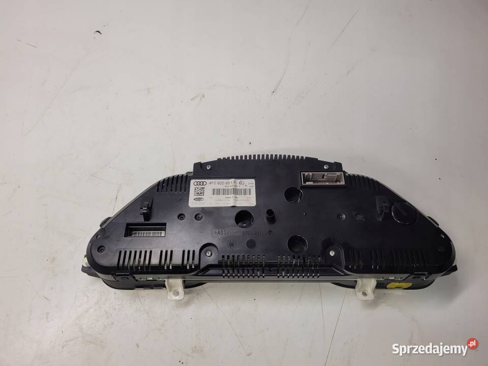 LICZNIK ZEGARY AUDI A6 C6 LIFT 27 30 4F0920951F Przystajń