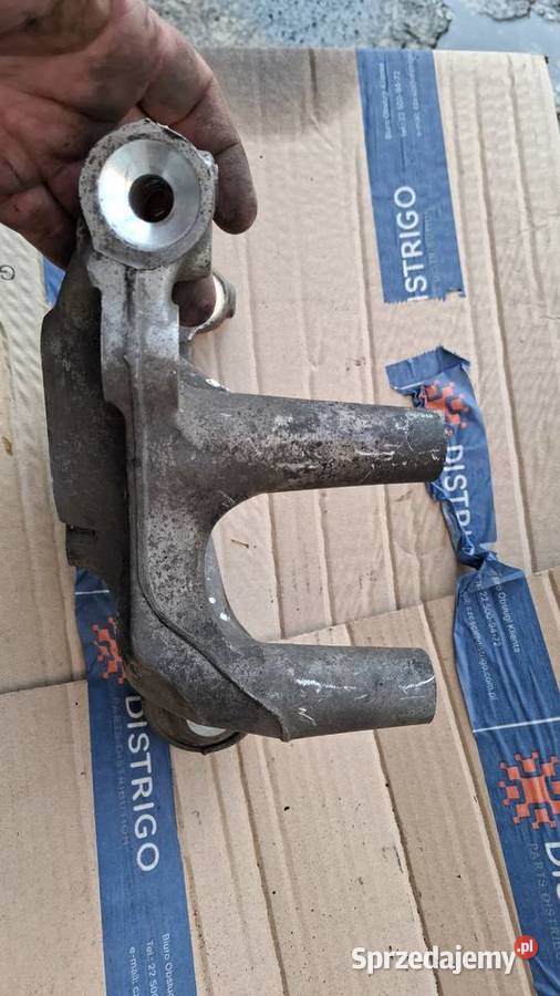 Opel Insignia B Zwrotnica koła tylnego 22949387