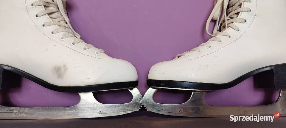 Łyżwy figurowe białe rozmiar 39 wkładka 254 24 Jasień