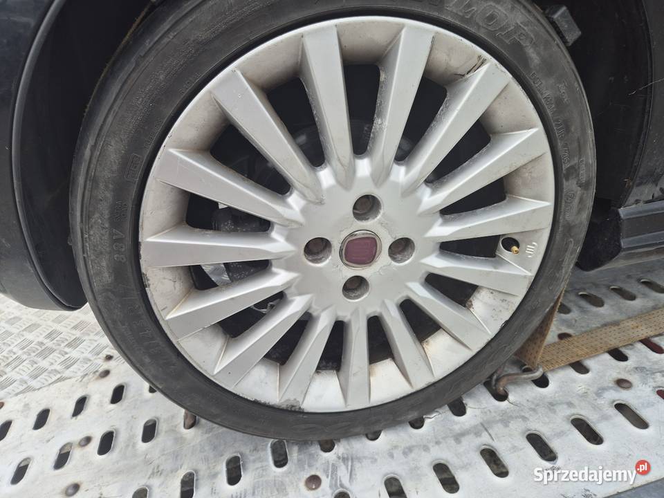 Alufelgi 17 Fiat Grande Punto Samochodowe Brudzeń Duży