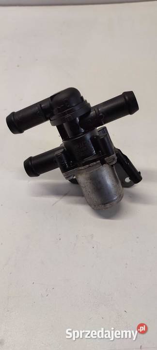 VOLVO XC40 POMPKA WODY 31461924 sprzedam