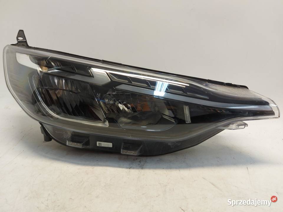 Ford Transit Custom II 2024 lampa prawa przód