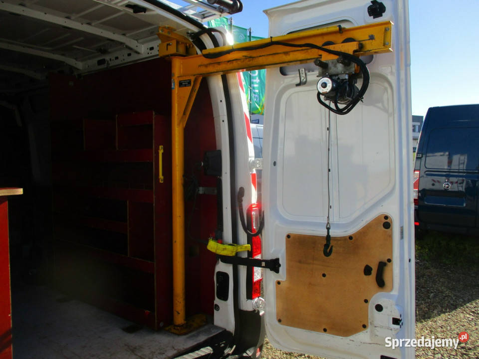 Renault Master L2H2 23 DCI 130 dźwig 300 ABS Dębica