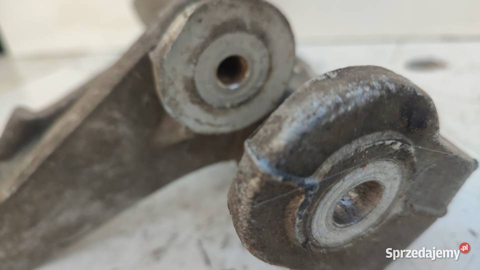 119SKODA VW GOLF V VI AUDI A3 8P LEON 2 WAHACZ Włoszczowa