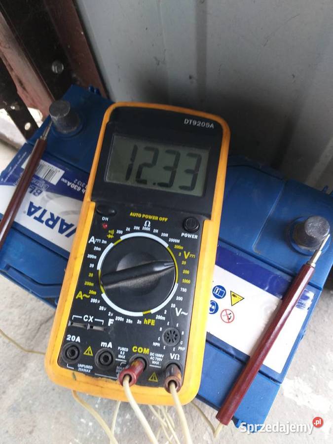 Akumulator Varta E23 12V 70 Ah 630A osobowe sprzedam