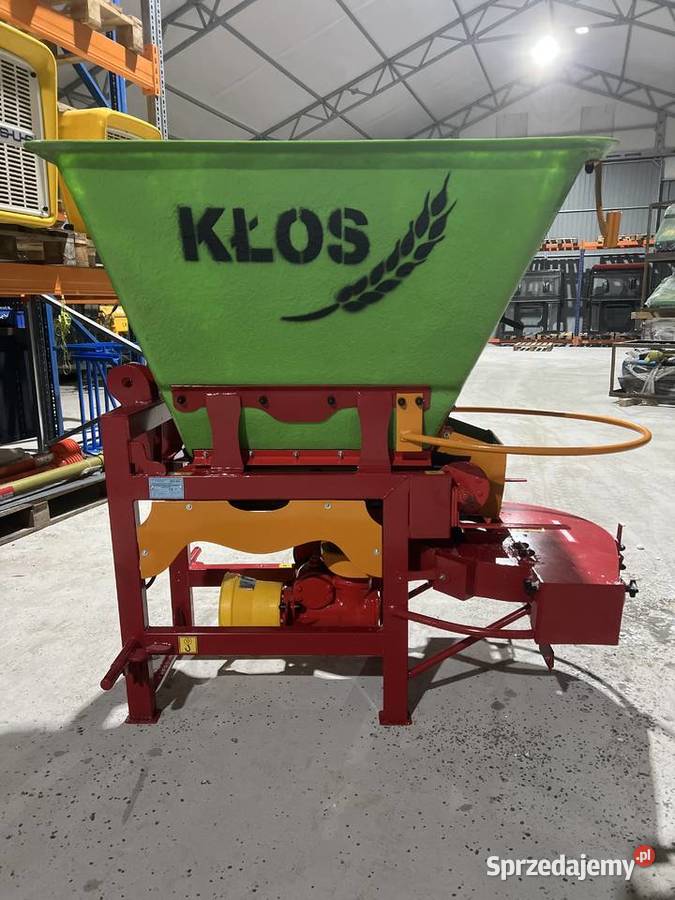 Rozsiewacz na taśmę SADOWNICZY 300 400 600 800 Słomczyn