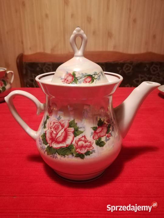Porcelan serwis kawowy herbaciany opalizujący Kręćkowo