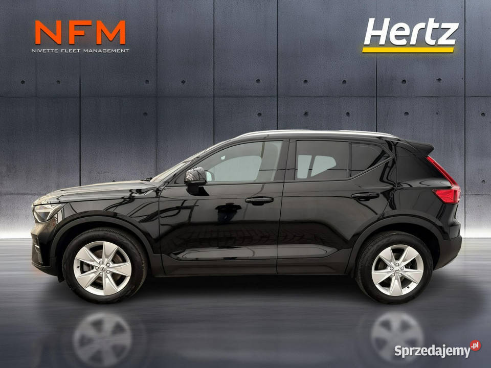 Volvo XC 40 Core 20 B3 Mild Hybrid Benzyna 163 czarny Warszawa
