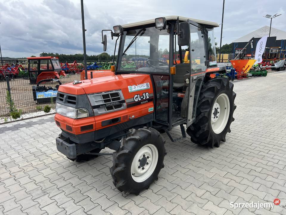 MINI TRAKTOR Kubota GL 32 32 Kabina Iseki Yanmar Kubota Ostrowiec Świętokrzyski