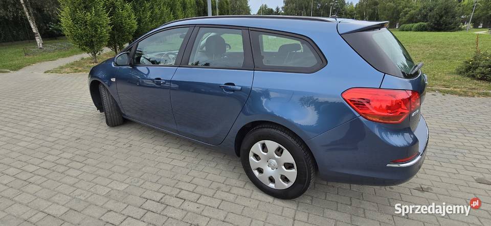 Opel Astra 17TDCi klima 2014r salon zadbany Rzeszów sprzedam