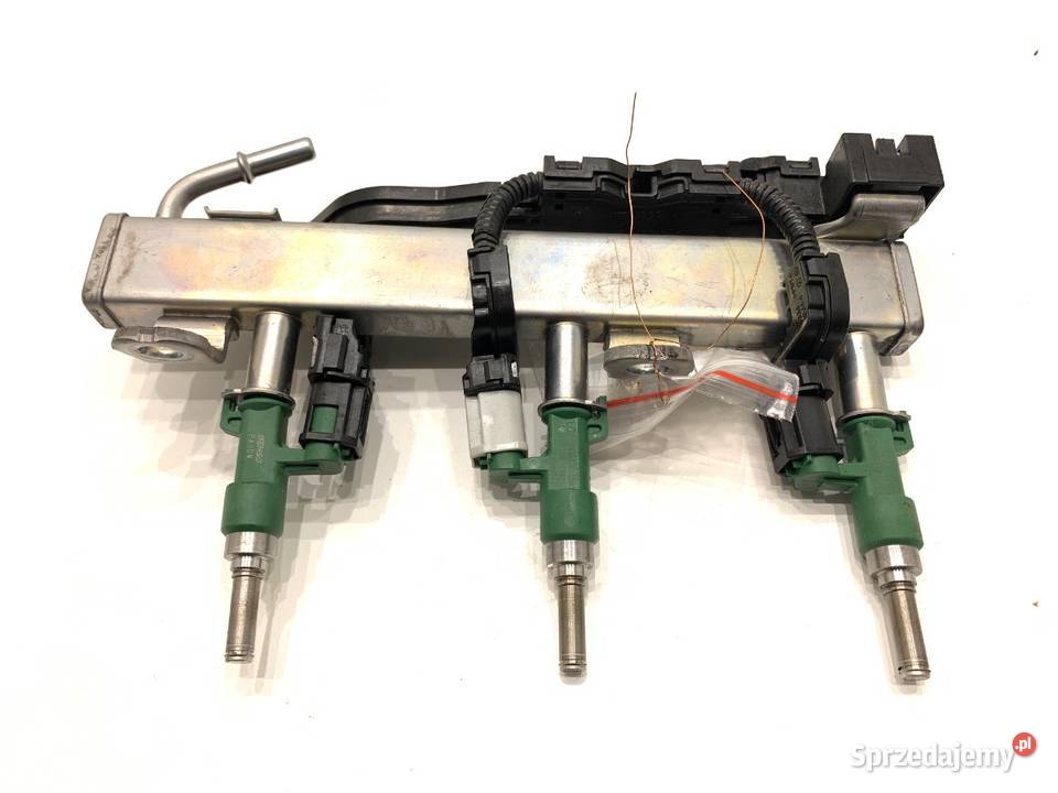 LISTWA WTRYSKOWA Z WTRYSKAMI LEXUS LBX