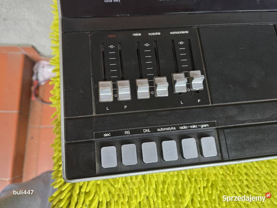 magnetofon unitra finezja 3 m551 ze wzmacniaczem śląskie Chełm Śląski