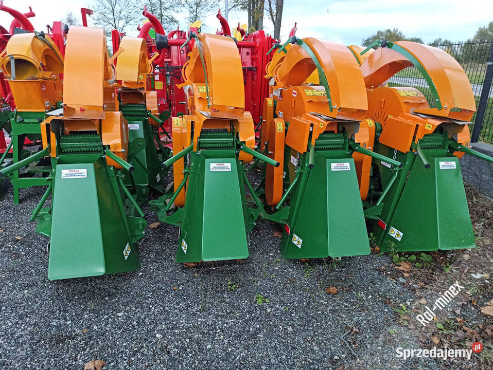 R16 firmy SELMAR Rozdrabniacz Rębak do gałęzi