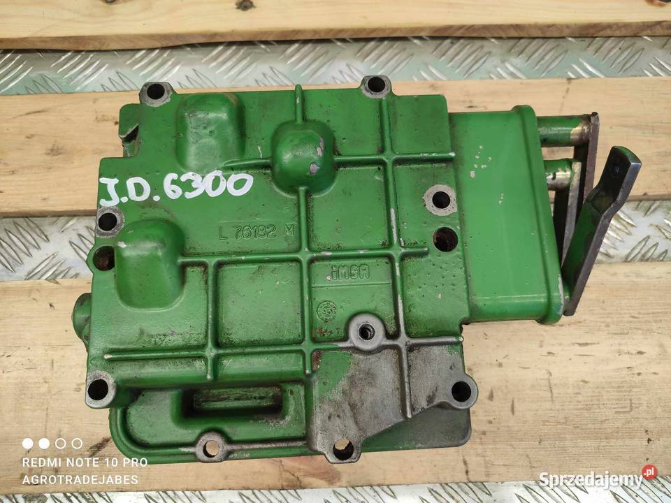 Pokrywa skrzyni biegów John Deere 6300 L76182 wielkopolskie