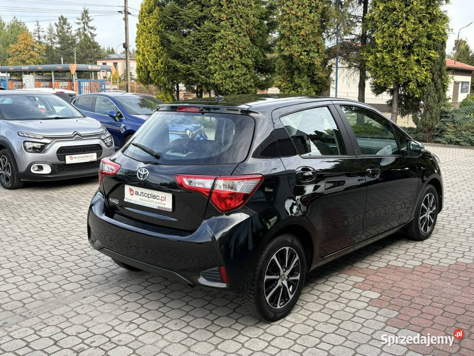 Toyota Yaris 15 Kamera Podgrzewane fotele III isofix Tarnowskie Góry