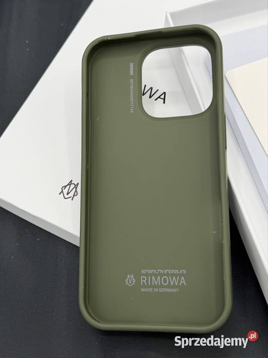 Etui RIMOWA na iPhone 16 Pro Strzelce Opolskie