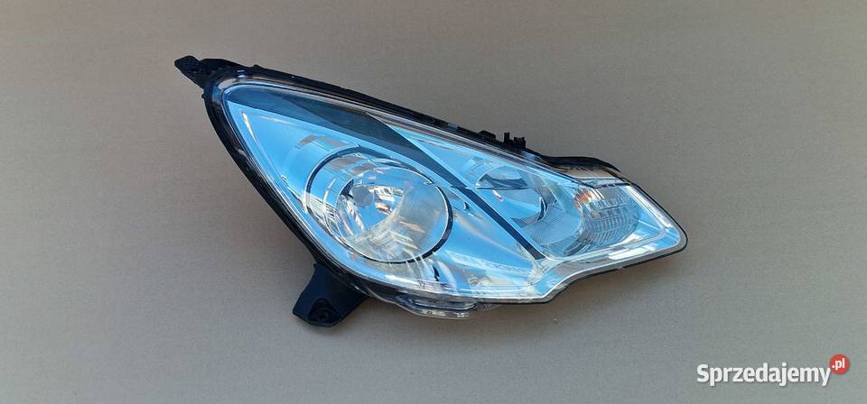 CITROEN C3 DS3 0916 REFLEKTOR LAMPA PRAWA PRZÓD Bieleń