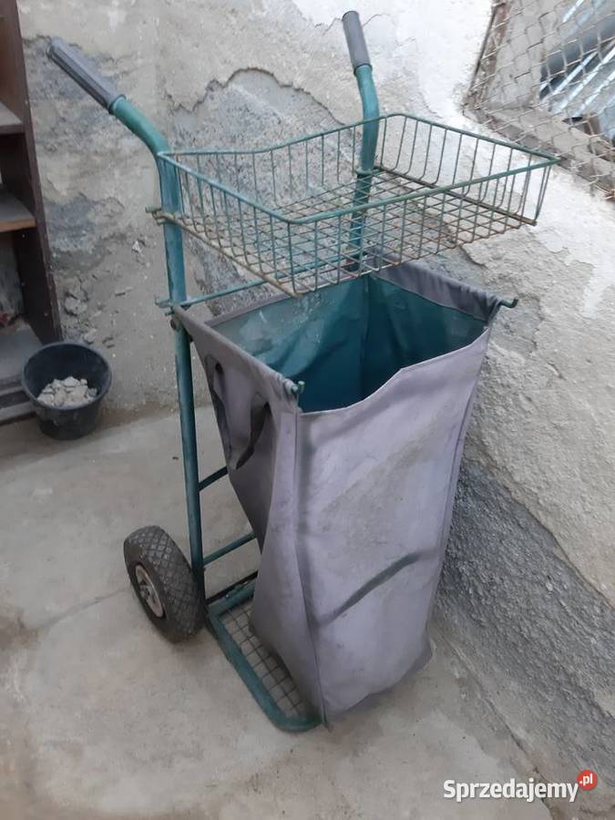 Wózek ogrodowy z workiem transportowy