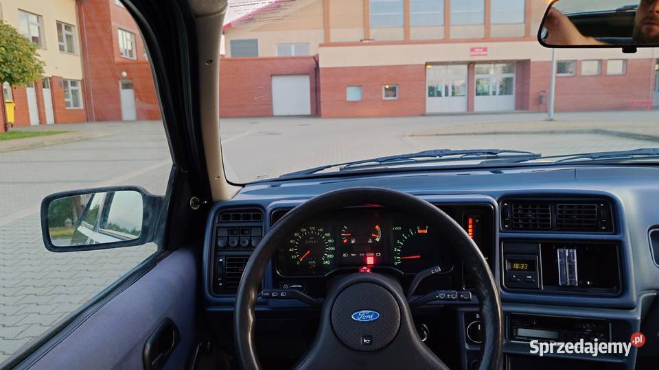Ford Sierra Coupe 3d 20 DOHC Ładna Sprawna 120KM Pilzno