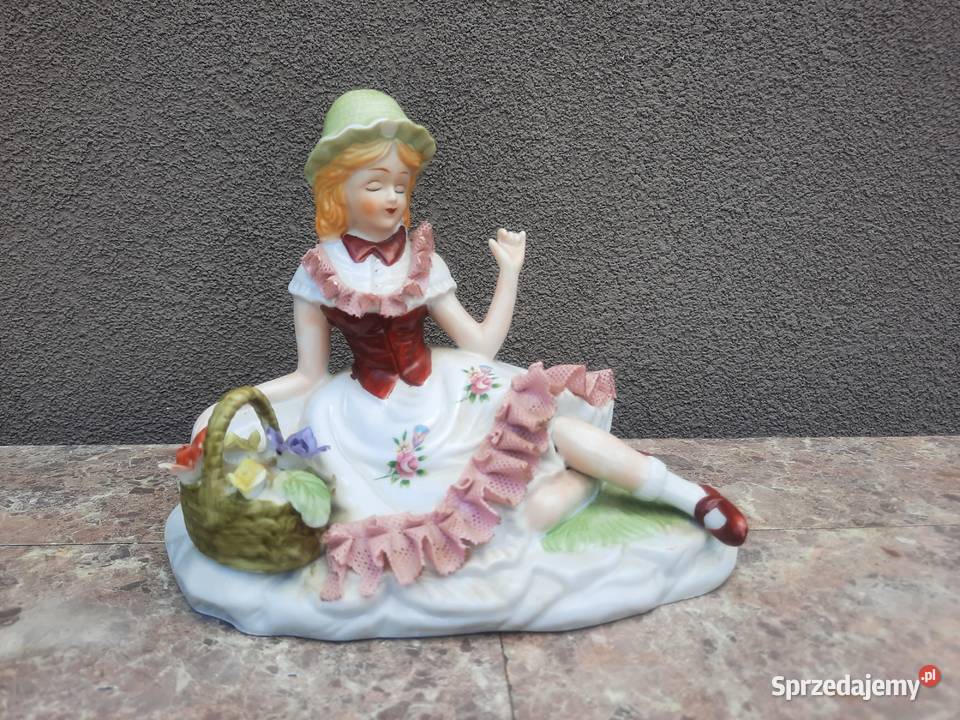 Figurka Panna z koszem ceramika porcelana 16 Tczew sprzedam