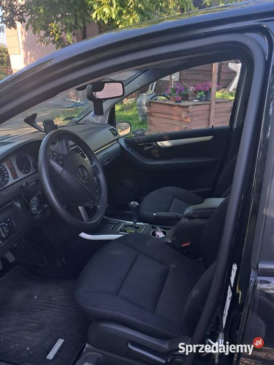 Samochod osobowy Mercedes Kurów