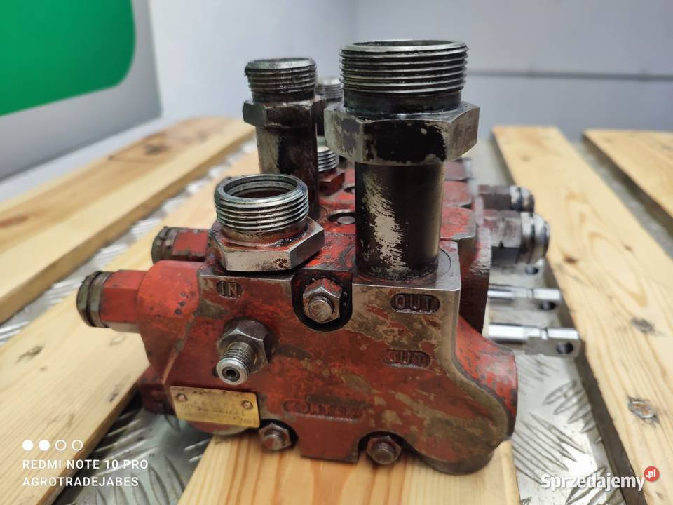 Rozdzielacz hydrauliczny 189723 Manitou MLT 626 Wilkowo
